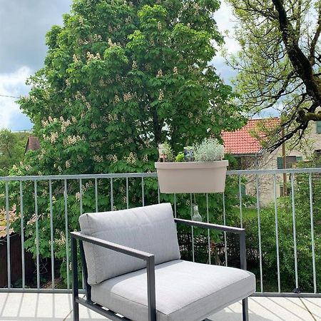 Fe Wo Brunnen - 120 Qm - Ruhige Lage - Viel Natur- Komfortabel - Grosser Balkon Und Garten Memmingen Exterior photo
