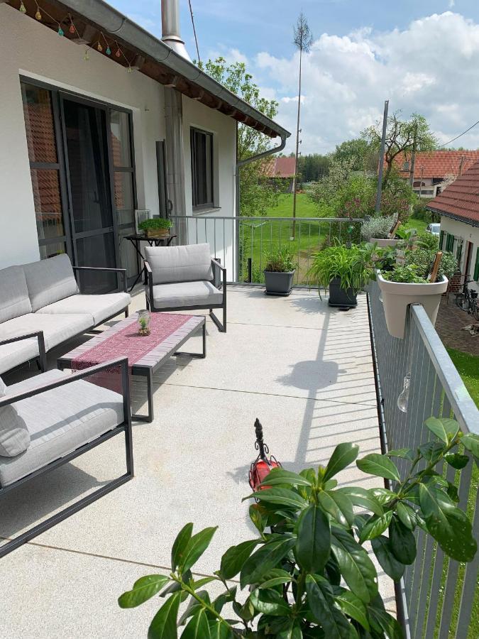 Fe Wo Brunnen - 120 Qm - Ruhige Lage - Viel Natur- Komfortabel - Grosser Balkon Und Garten Memmingen Exterior photo